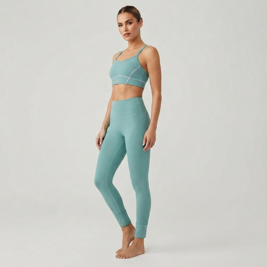 Alo Yoga Women's Airlift Intrigue Bra and High-Waist 25019