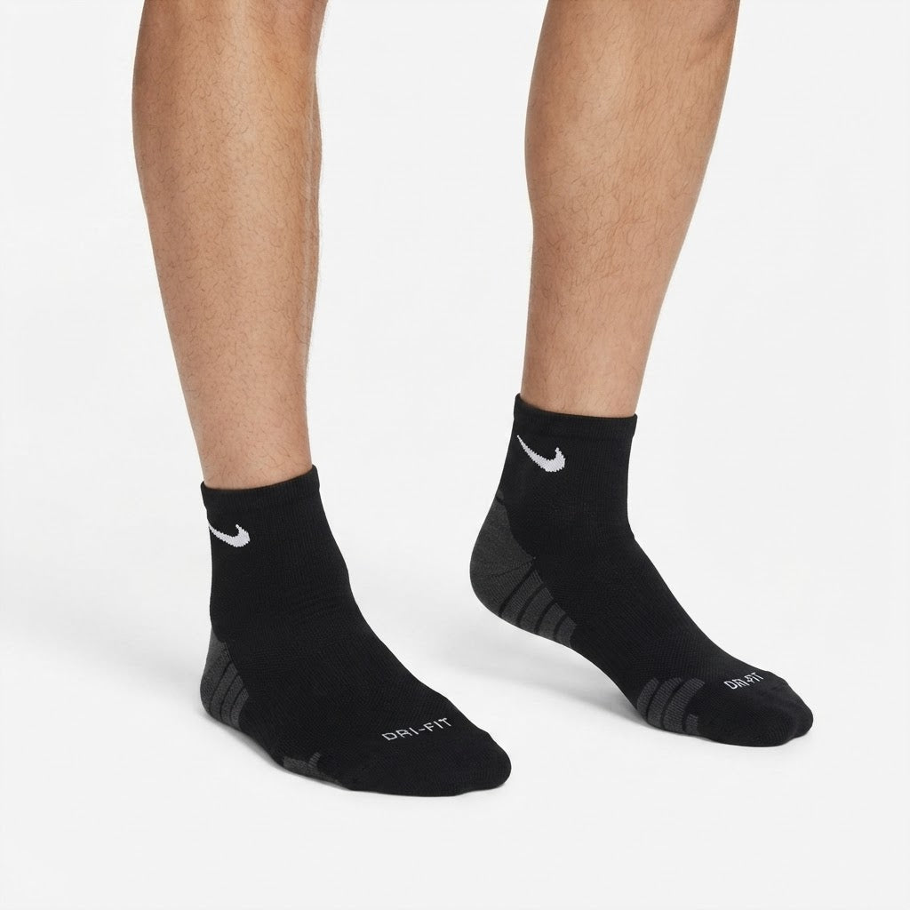 Nike Athletic Performance Ribbed Crew Socks